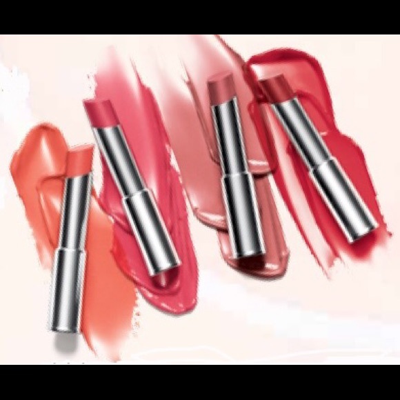 Mary Kay True Dimensions® Lipstick - Picture 7 of 8